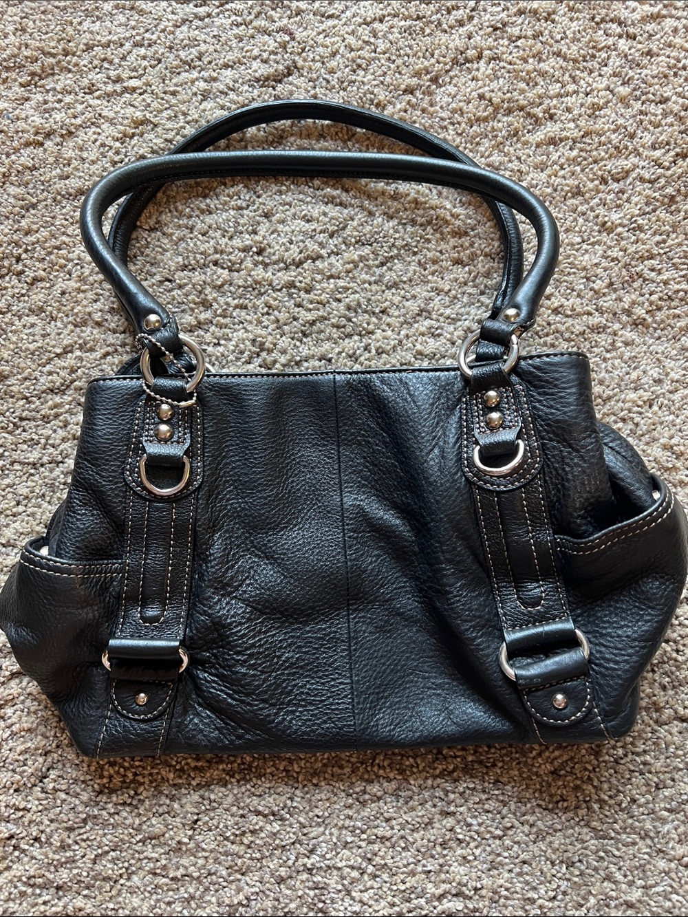 Wilsons Leather Black Pebbled Leather Shoulder Bag - Picture 2 of 4
